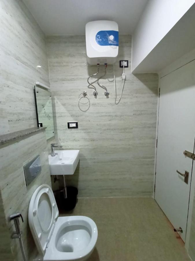 Aditya Inn Guwahati Exteriör bild